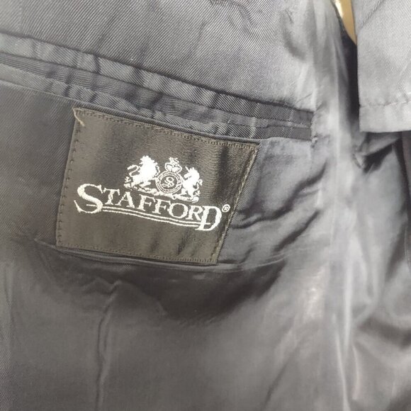 Men's Stafford Dark Blue Pinstripe Suit Jacket - Picture 4 of 6